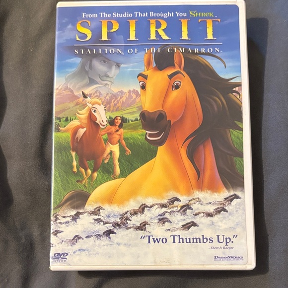 Dreamworks Spirit DVD with Vibrant Yellow and Green Cover - Picture 1 of 1